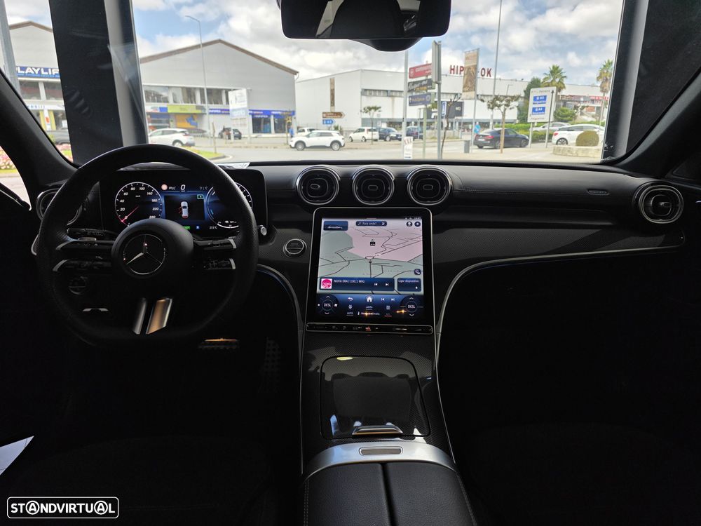 Mercedes-Benz C 300 e T 9G-TRONIC AMG Line - 23