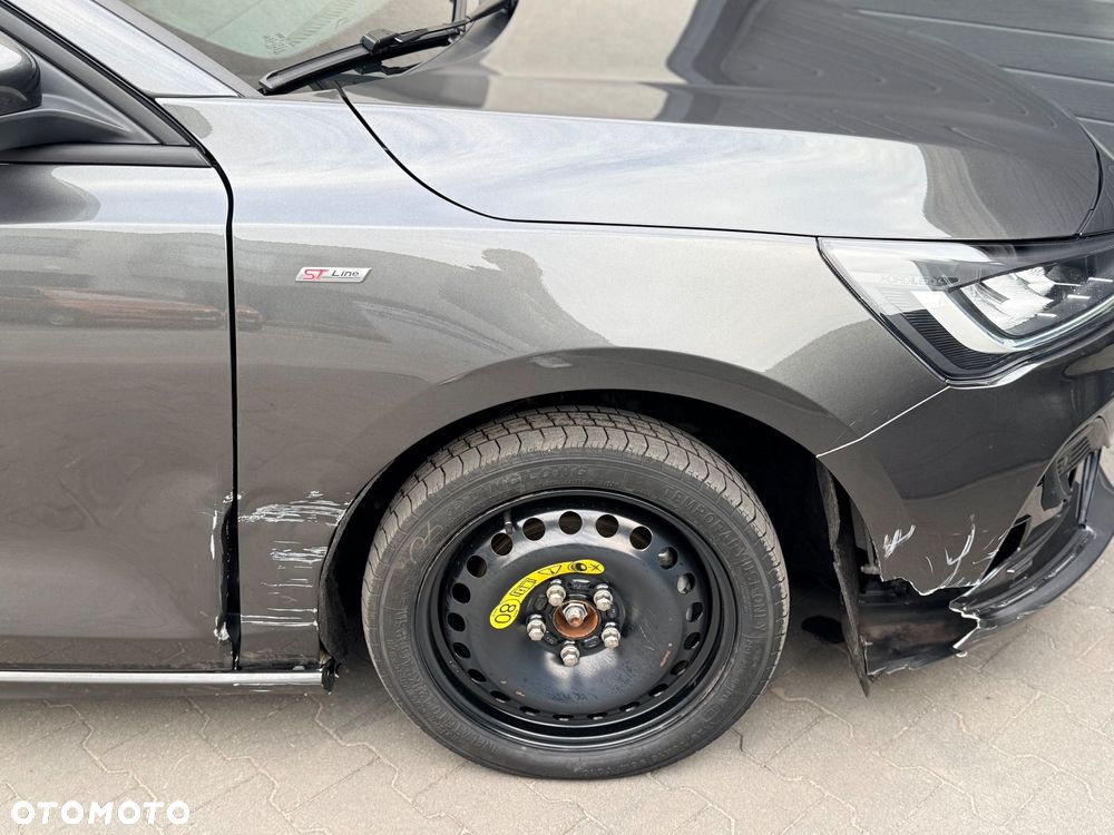 Ford Focus 1.0 EcoBoost mHEV ST-Line X - 15