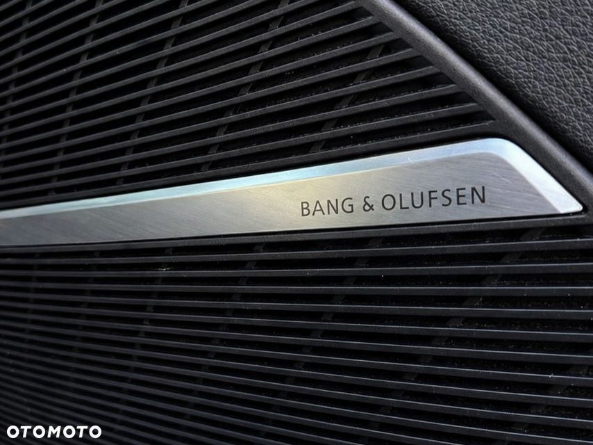 Audi Q8 - 18