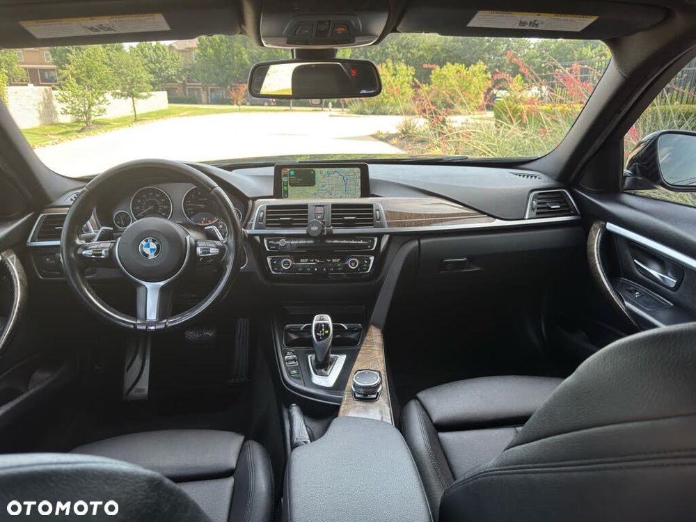 BMW Seria 3 330i M Sport Shadow - 18
