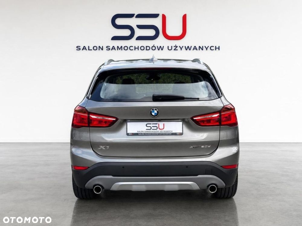 BMW X1 xDrive20d Sport Line - 14