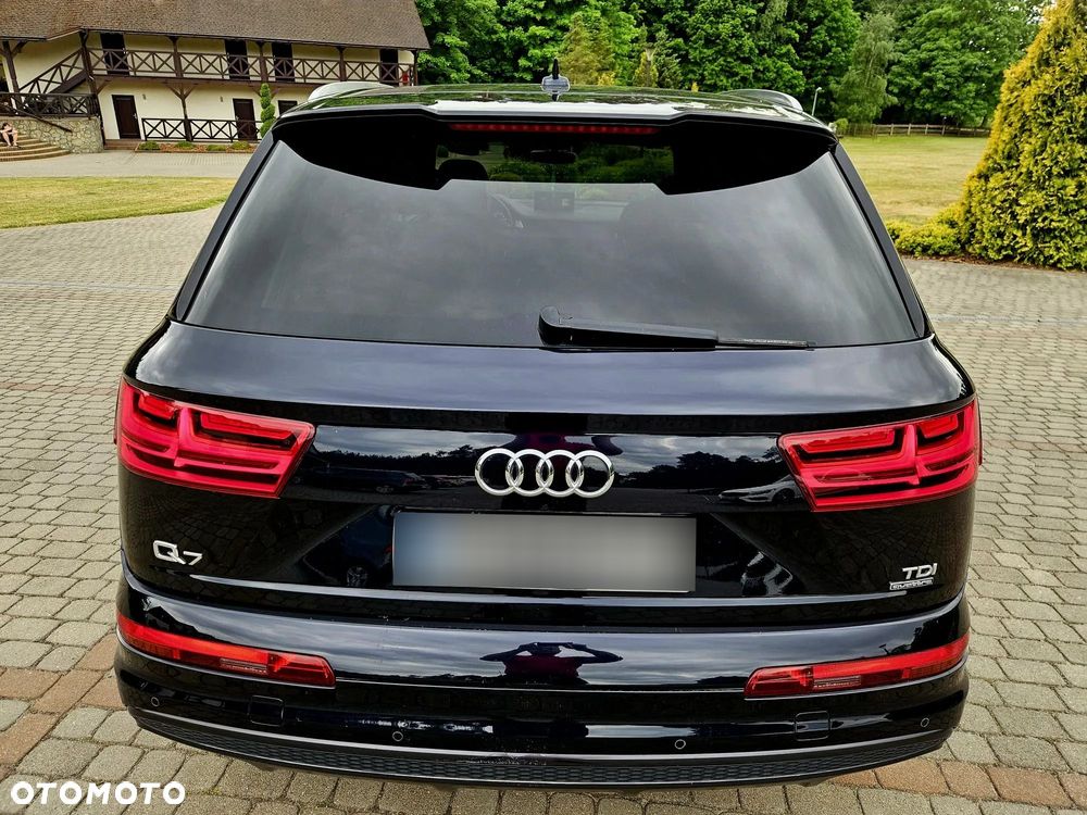 Audi Q7 - 8
