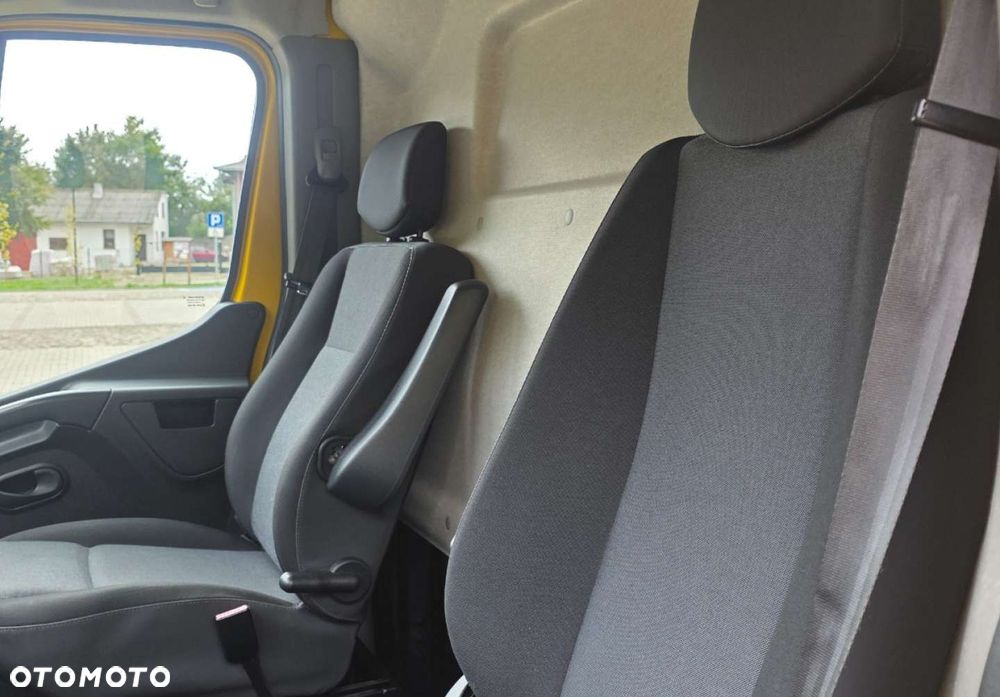 Renault Master - 11