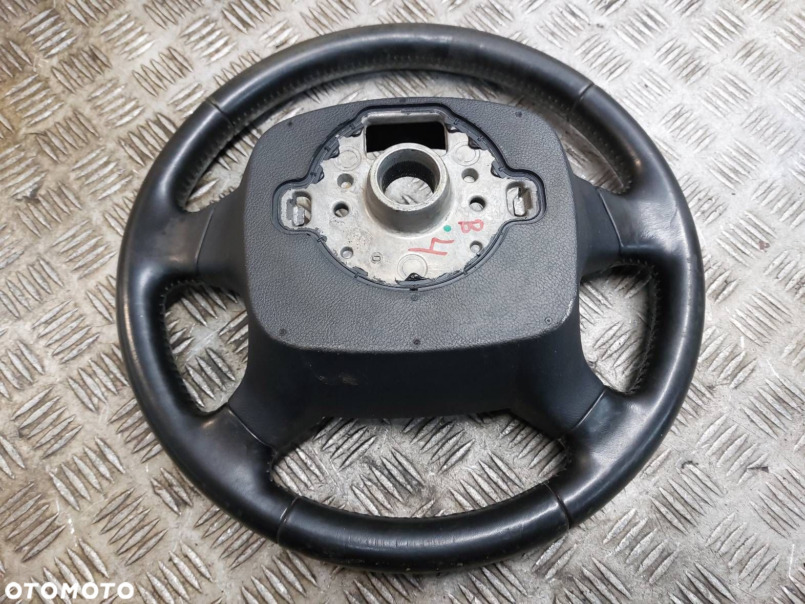 KIEROWNICA SKODA OCTAVIA II 1Z0419091J 1Z0959538 1Z0959537 1P0959542 - 10