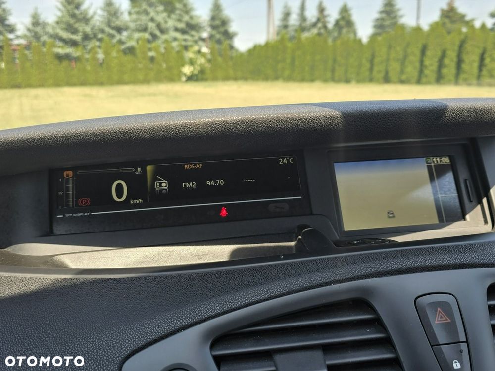 Renault Grand Scenic - 38