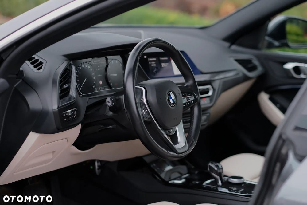 BMW Seria 2 225i xDrive Sport-Aut - 26