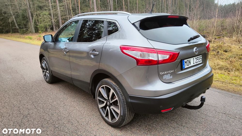 Nissan Qashqai 1.6 dCi Xtronic TEKNA+ - 11