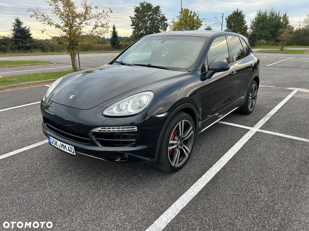 Porsche Cayenne - 1