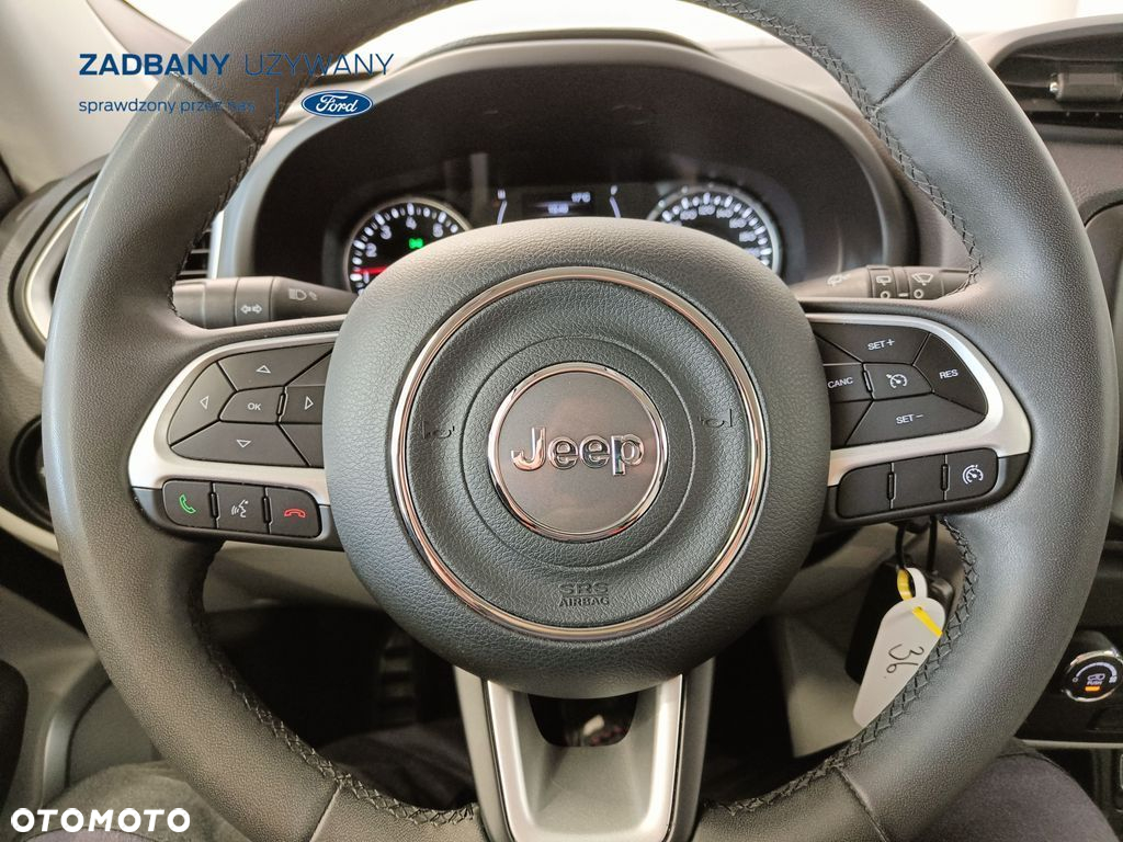 Jeep Renegade - 15
