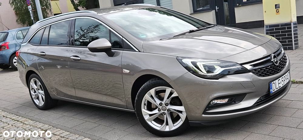 Opel Astra 1.6 D (CDTI) Start/Stop Dynamic - 16