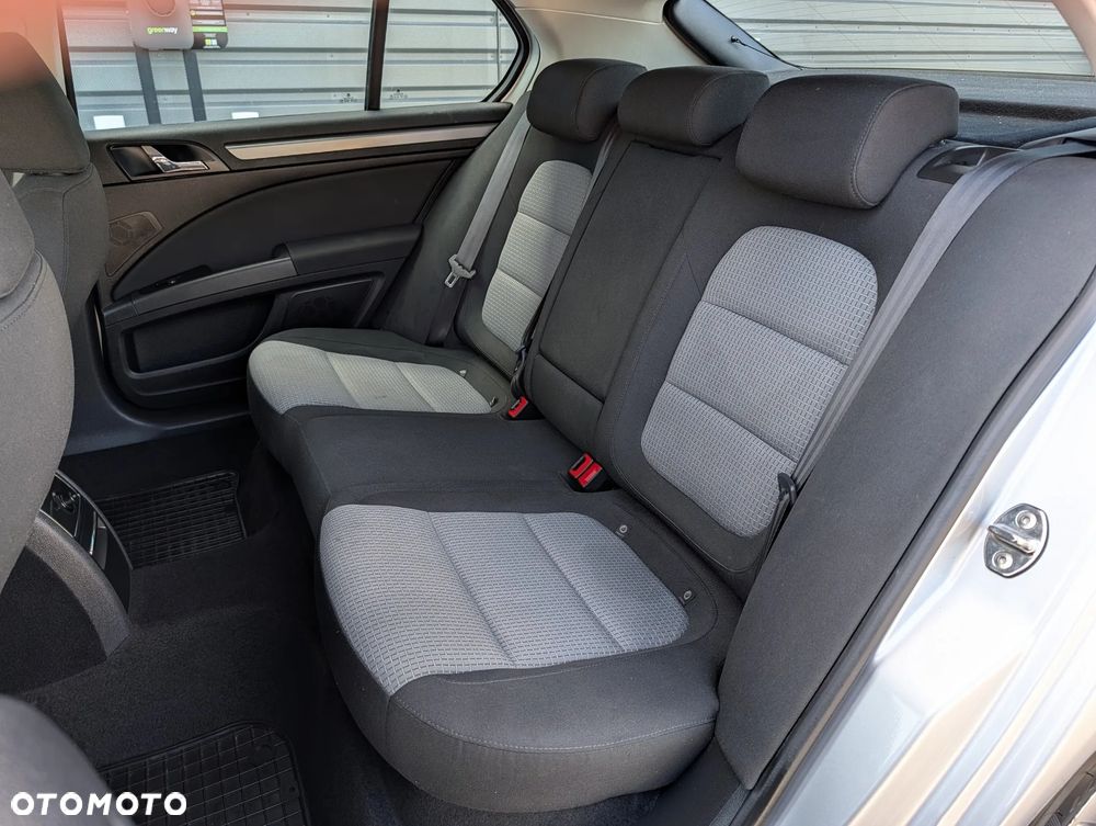 Skoda Superb 1.8 TSI DSG Ambition - 16