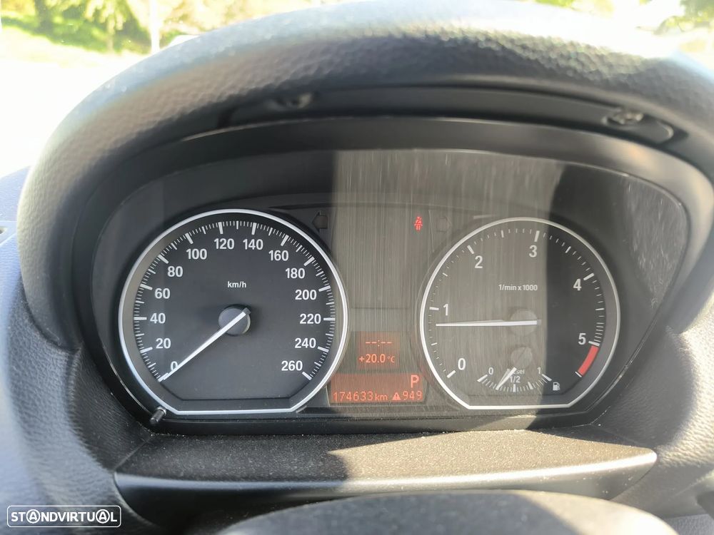 BMW 123 d Coupe Aut. Edition Sport - 14