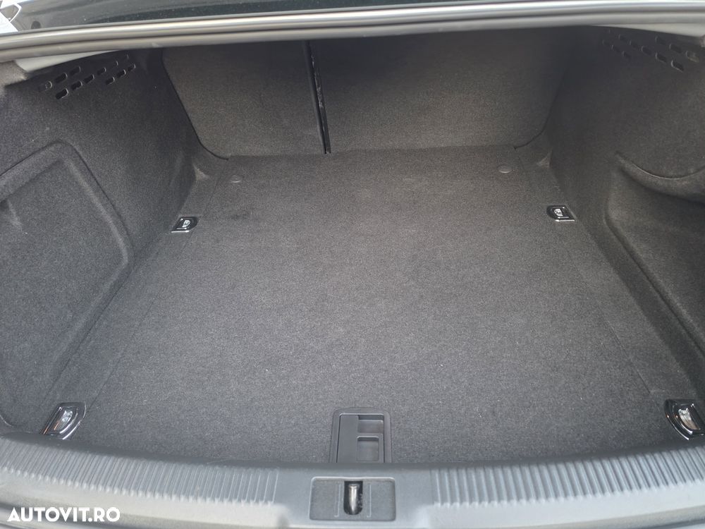 Audi A4 Limuzina 2.0 TFSI Quattro Stronic - 16