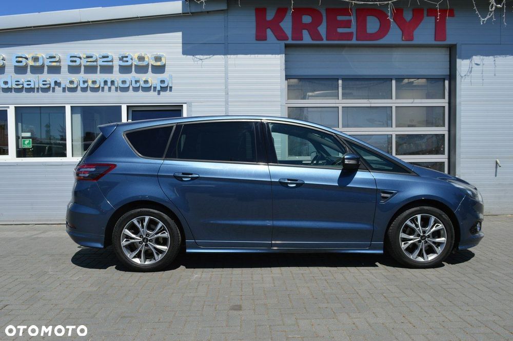 Ford S-Max - 13