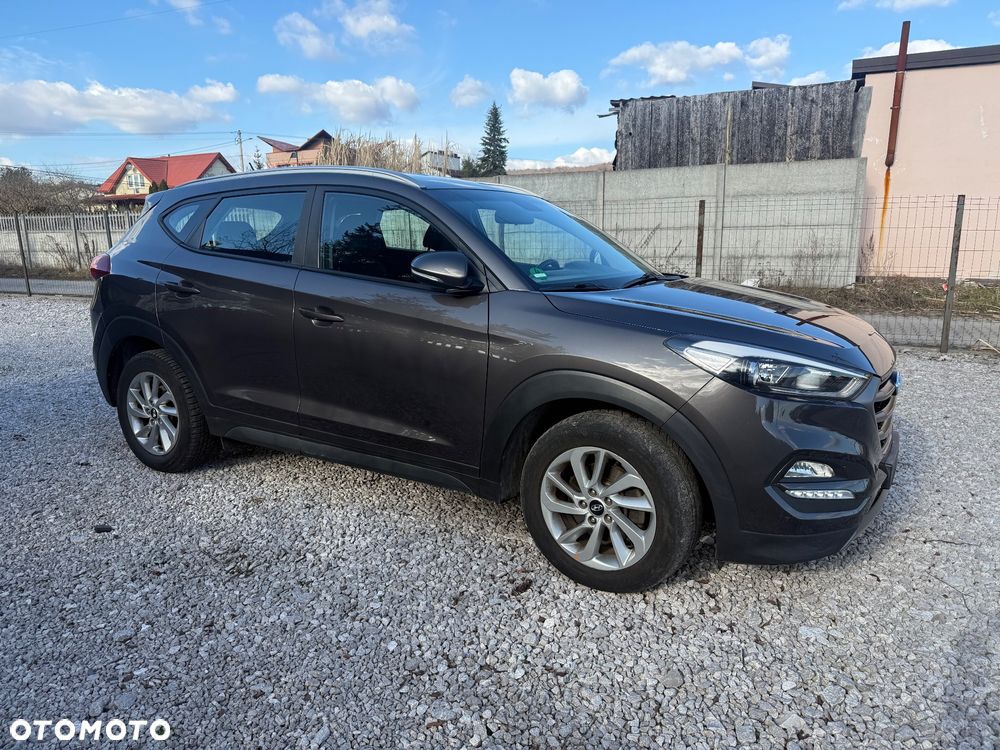 Hyundai Tucson 2.0 CRDi 4WD Automatik Style - 10