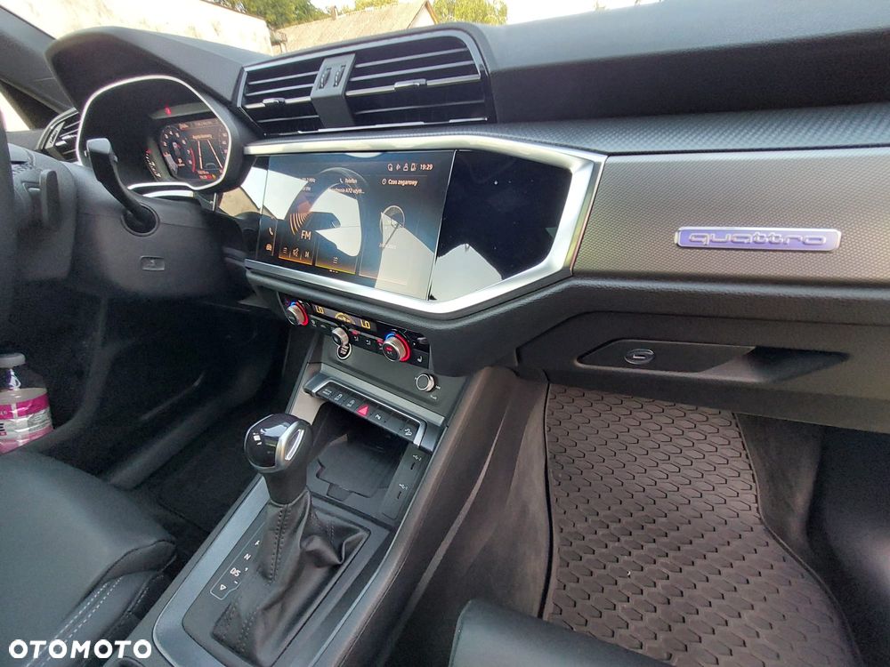 Audi Q3 45 TFSI Quattro S-Line S tronic - 9