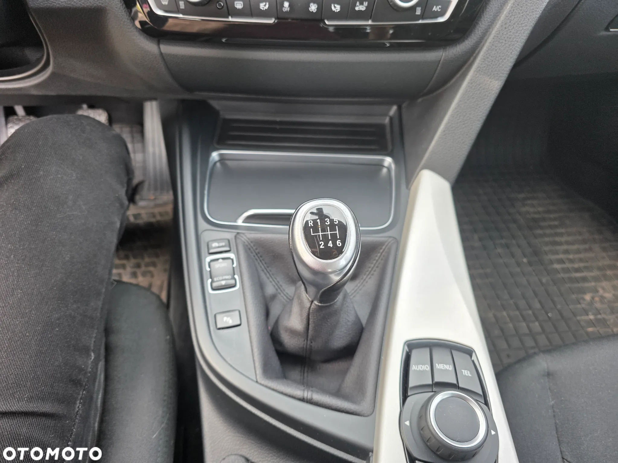 BMW Seria 3 318d Advantage - 16