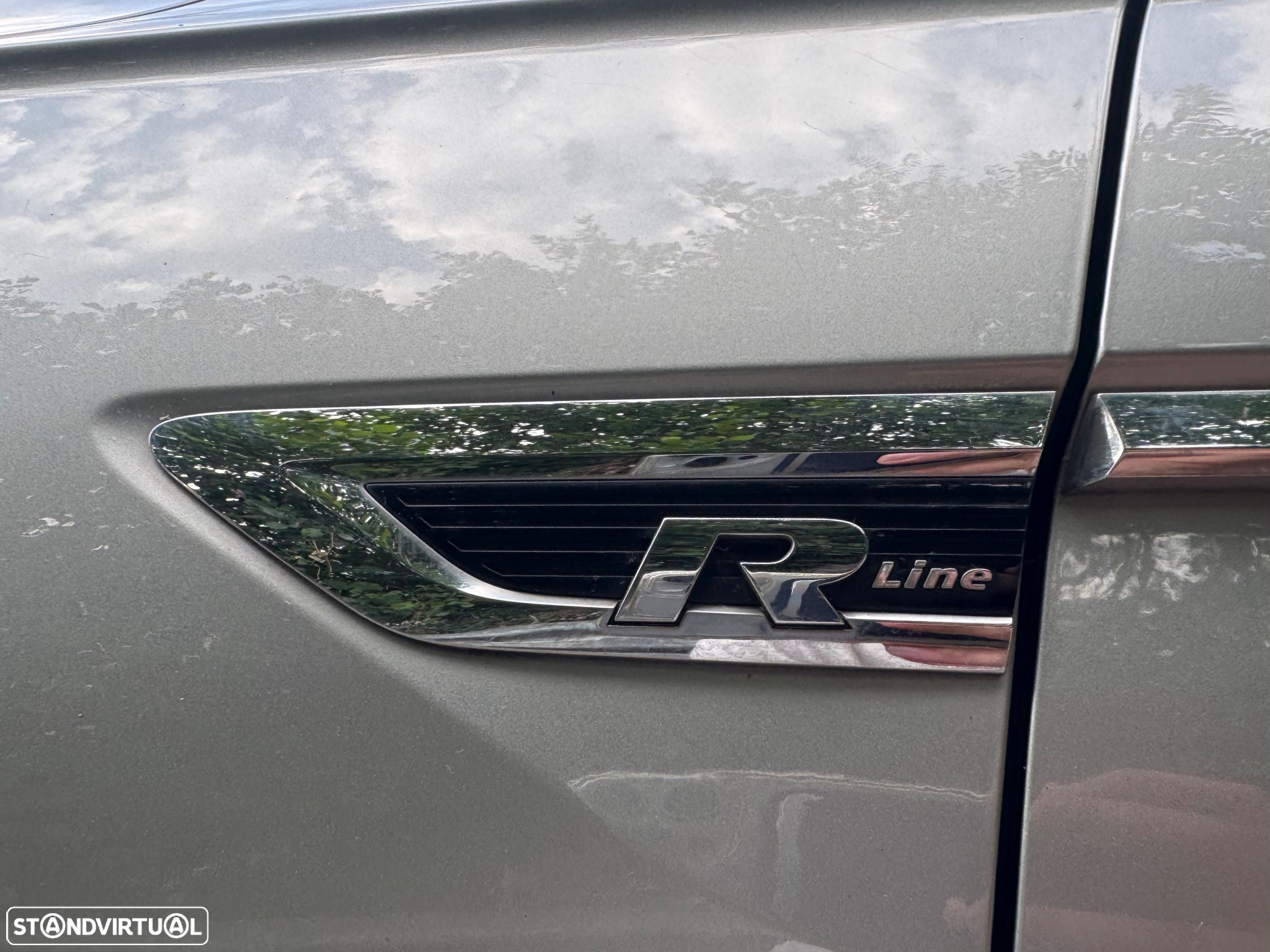 VW Tiguan 2.0 TDI R-Line - 21