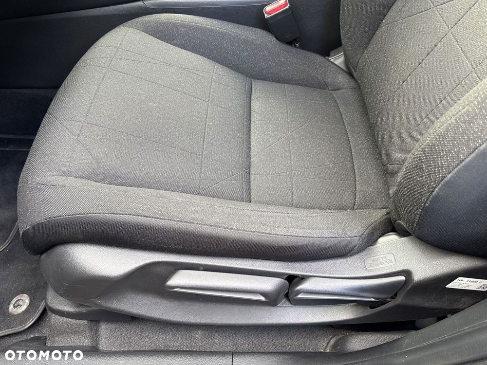 Honda HR-V 1.5 i-MMD Elegance CVT - 12