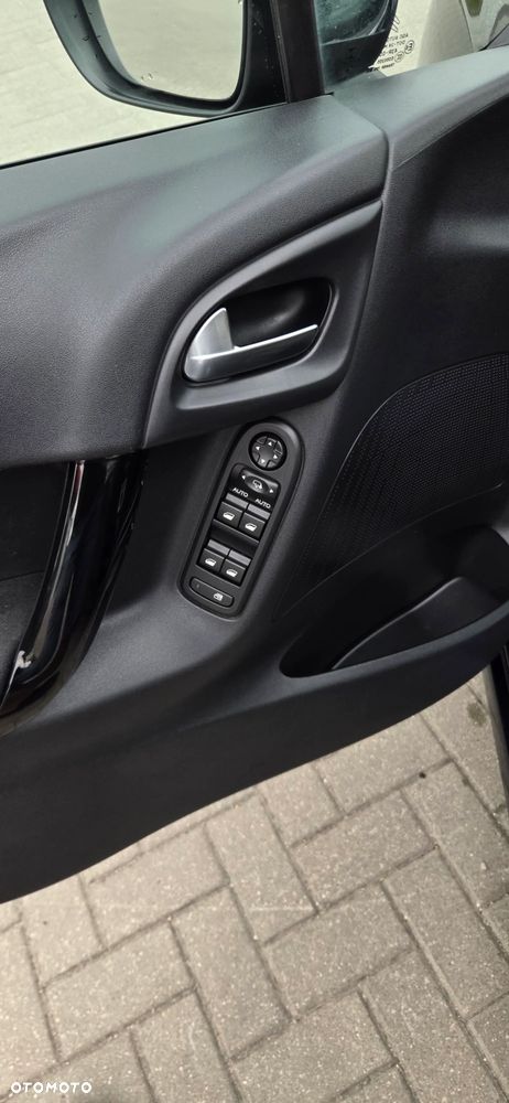 Citroën C3 Pure Tech (VTi) 68 Selection - 25