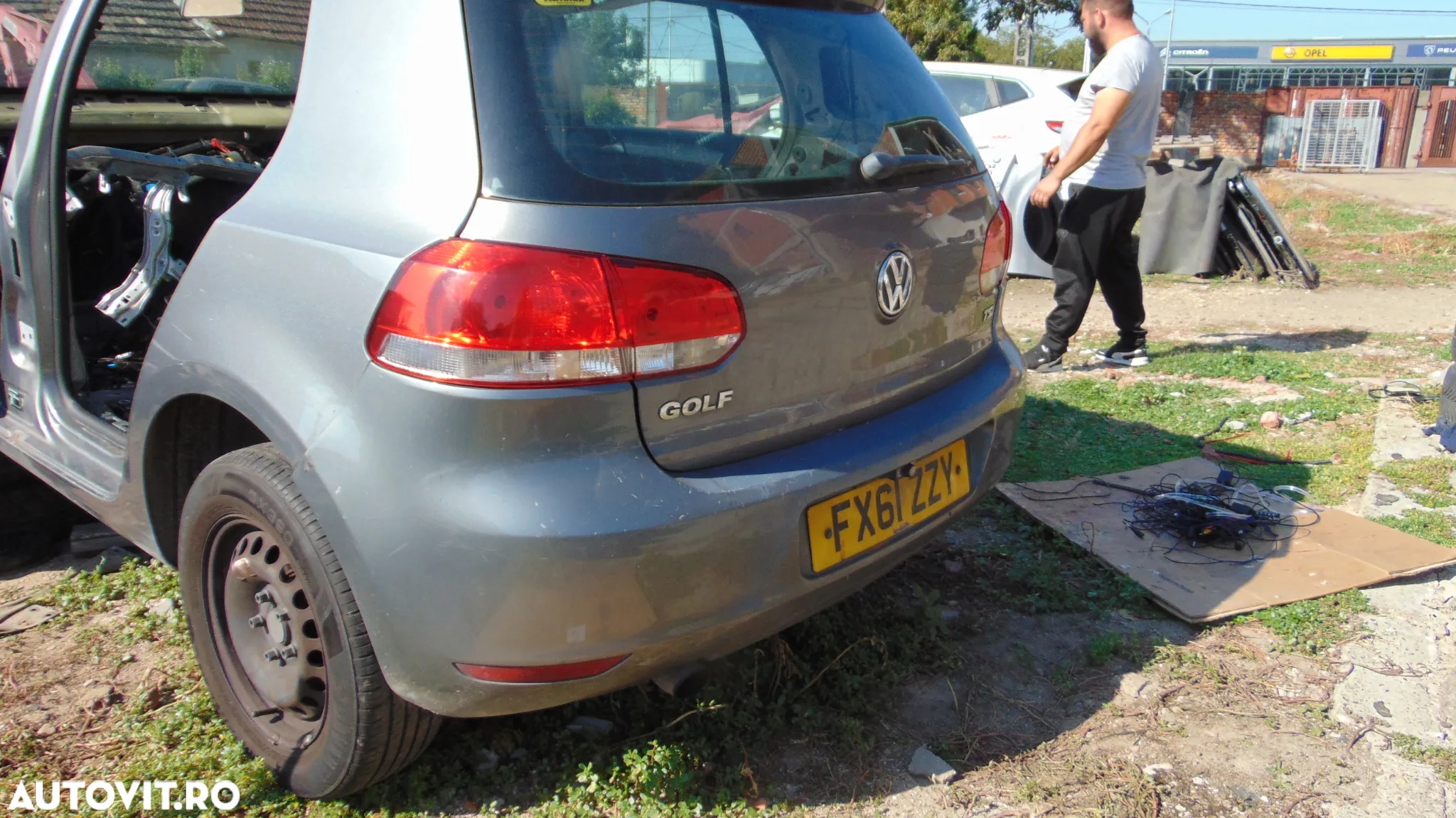 Bara spate VW Golf 6 an 2008-2012 bara spate spoiler complet dezmembrez golf 6 - 3