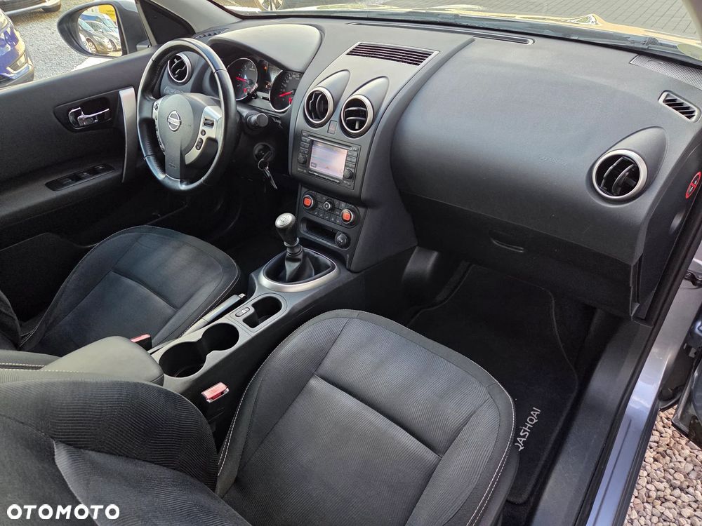 Nissan Qashqai 2.0 dCi DPF acenta - 12