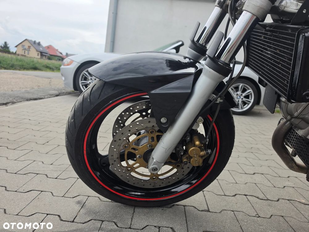 Suzuki SV - 8
