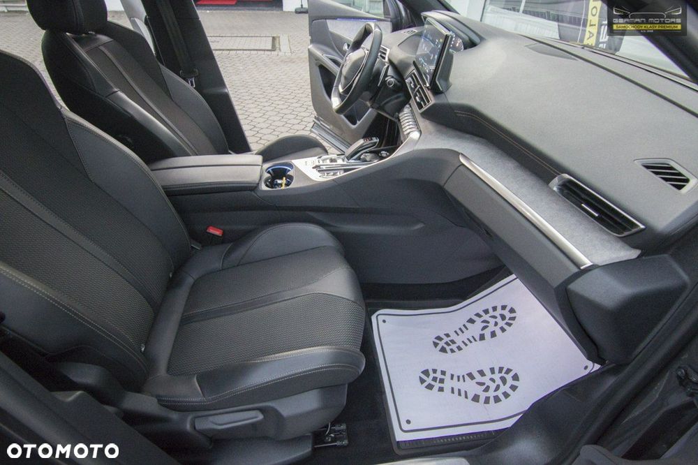 Peugeot 3008 1.6 PureTech Hybrid4 PHEV GT Pack S&S EAT8 - 32