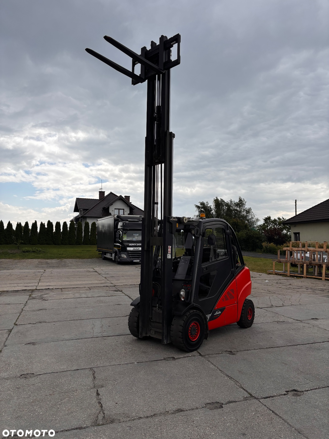 Linde H30T-02 - 3