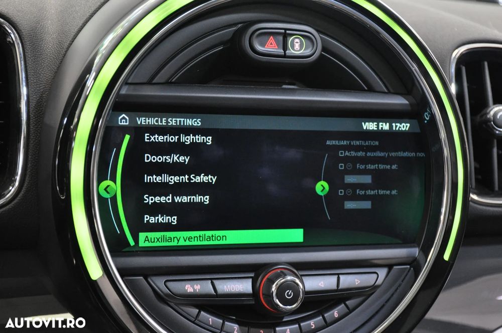 Mini Countryman - 24