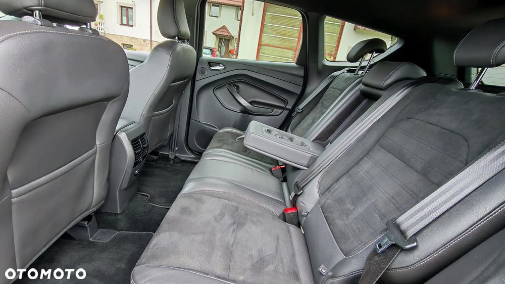 Ford Kuga 2.0 TDCi 4x4 ST-Line - 25