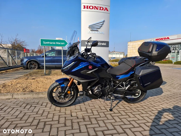 Honda NT