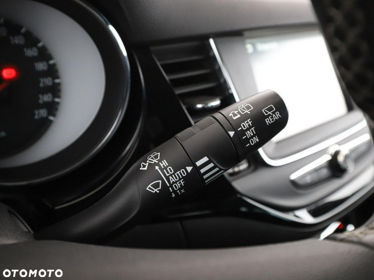 Opel Astra 1.4 Turbo Dynamic - 31