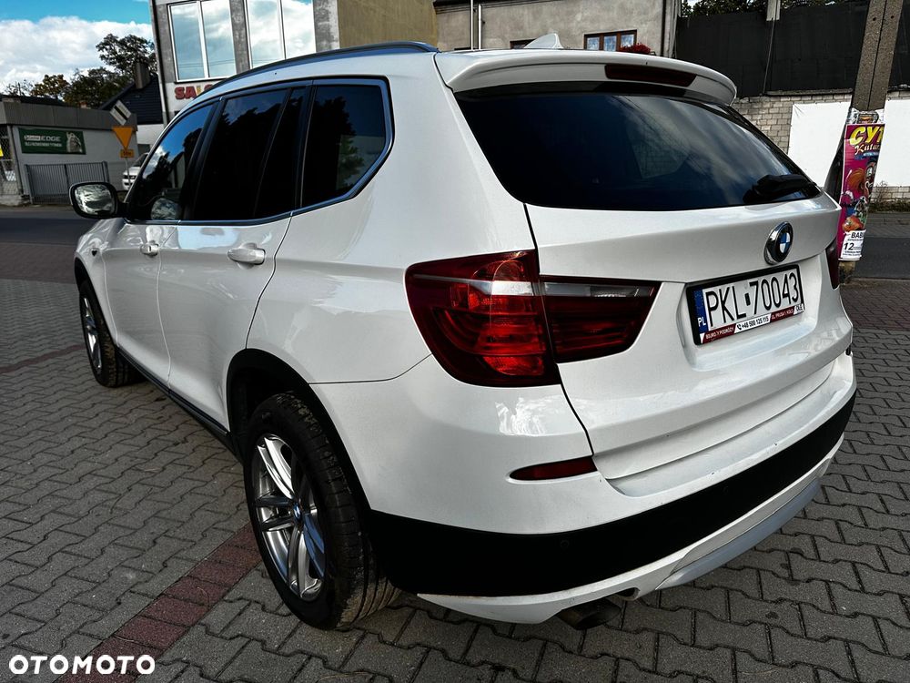 BMW X3 2012 photo 2