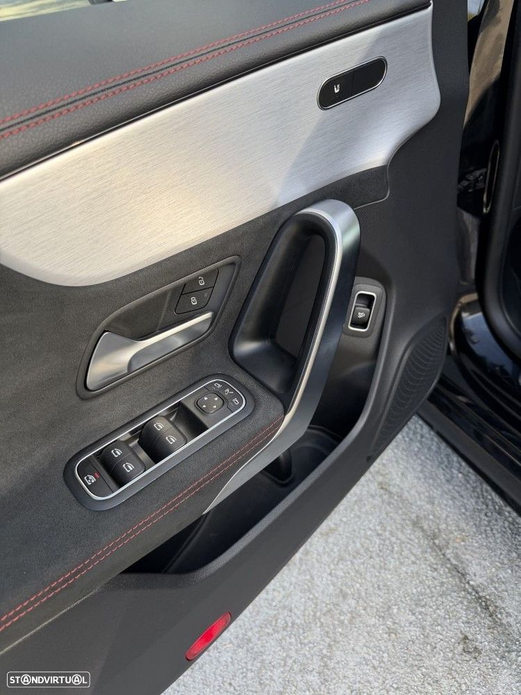 Mercedes-Benz CLA 180 - 16