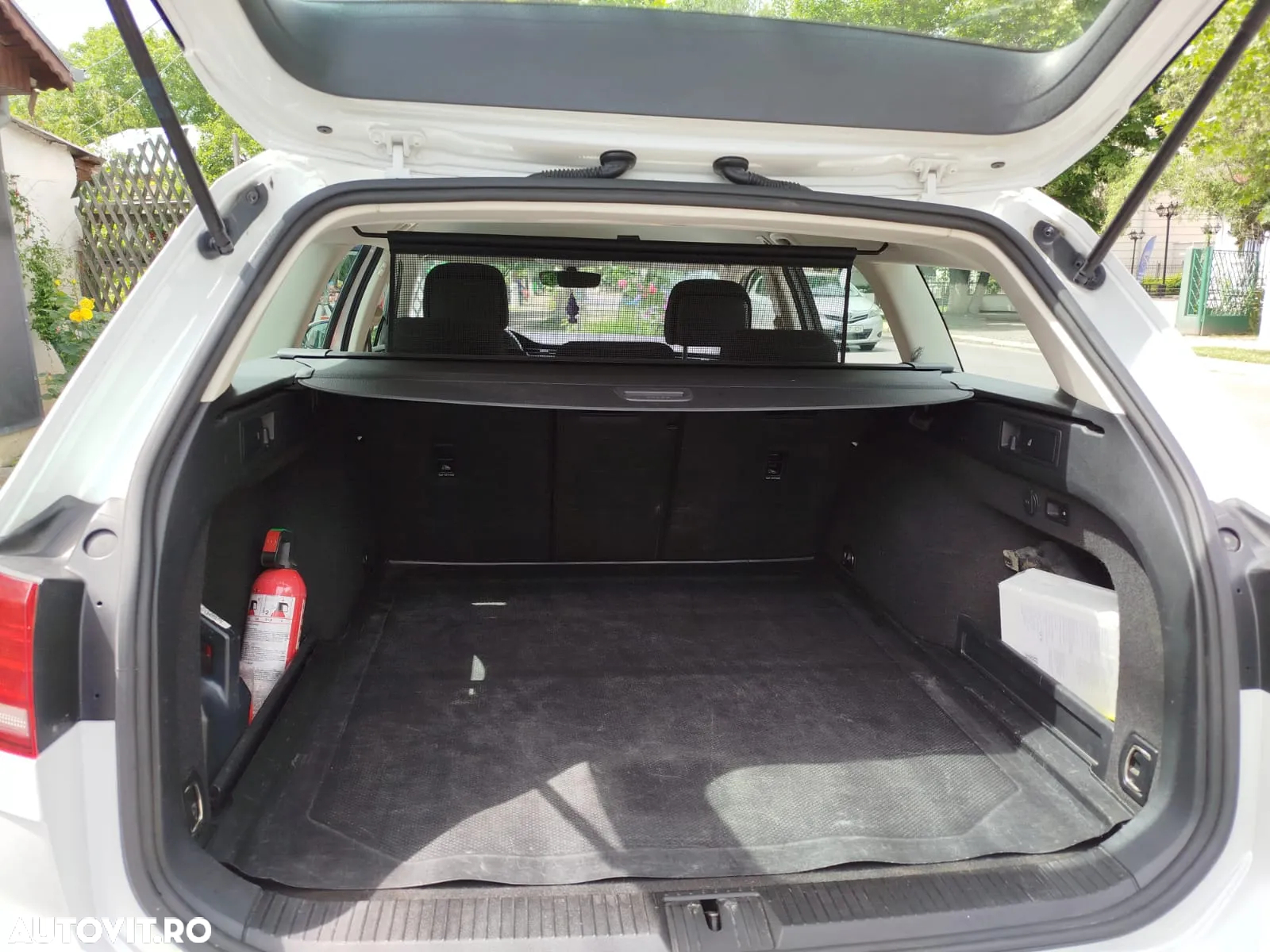 Volkswagen Passat Variant 2.0 TDI 4Motion Comfortline - 4