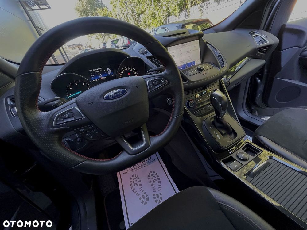 Ford Kuga 2.0 TDCi FWD ST-Line - 32