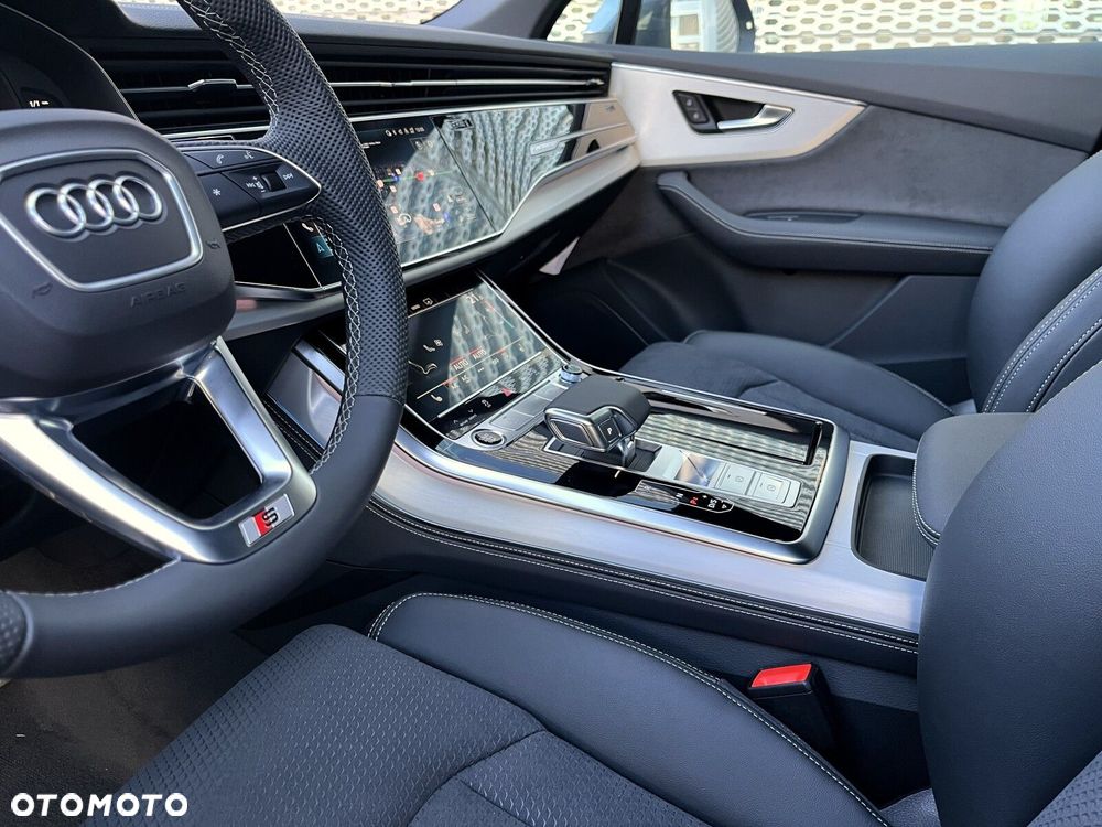 Audi Q7 - 16