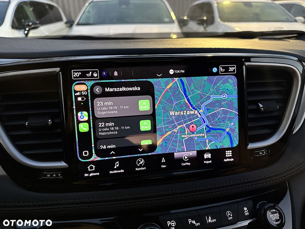Chrysler Pacifica - 35
