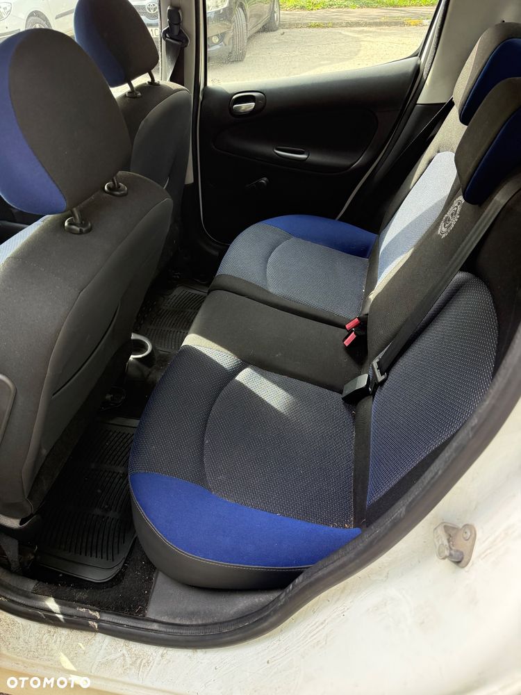 Peugeot 206 plus - 14