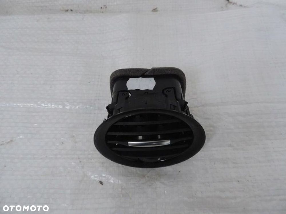 KRATKA NAWIEWU DESKI OPEL ADAM - 3