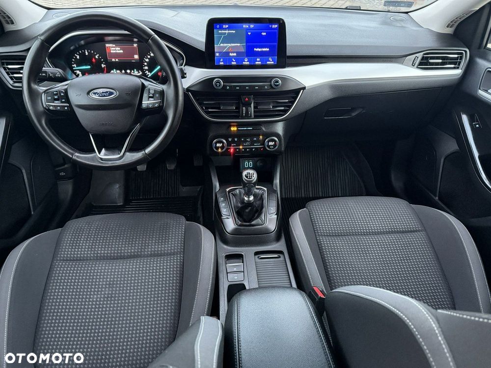 Ford Focus - 12