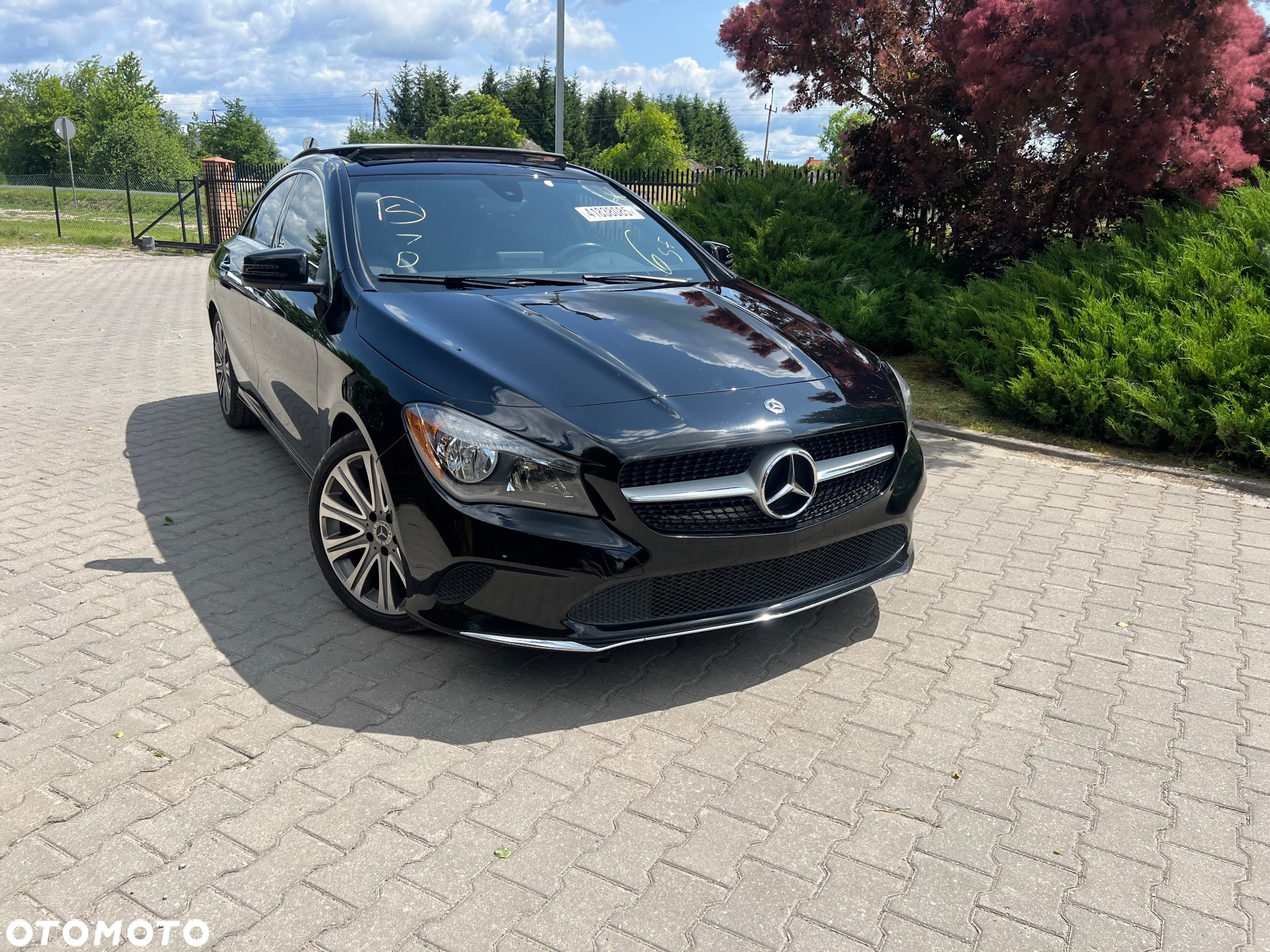 Mercedes-Benz CLA - 2