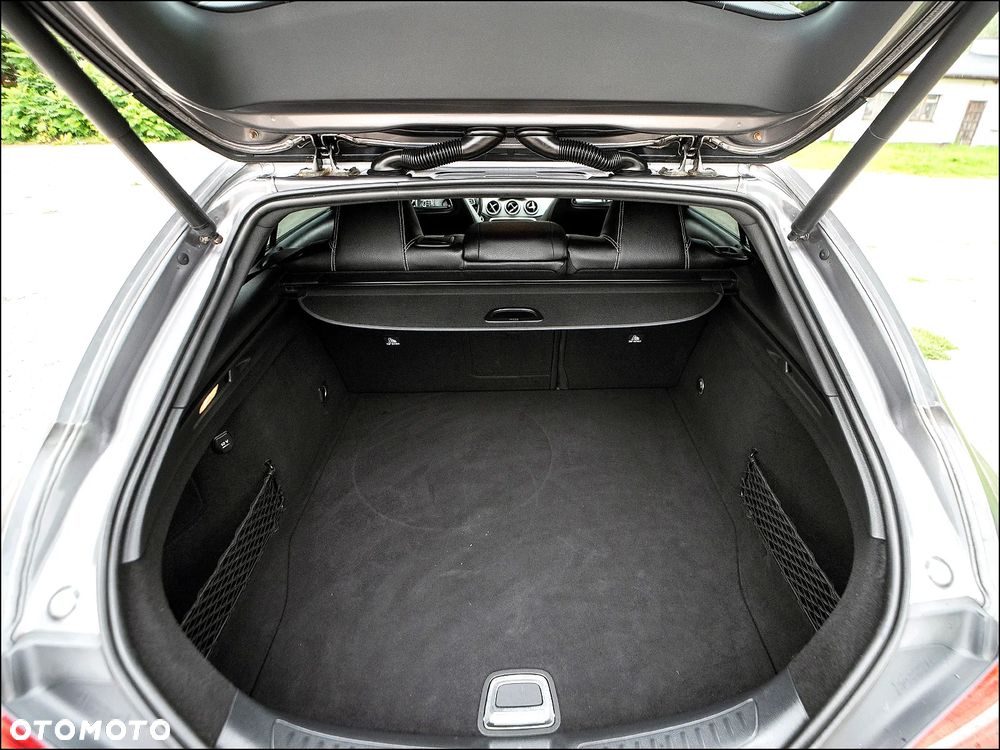 Mercedes-Benz CLA - 36