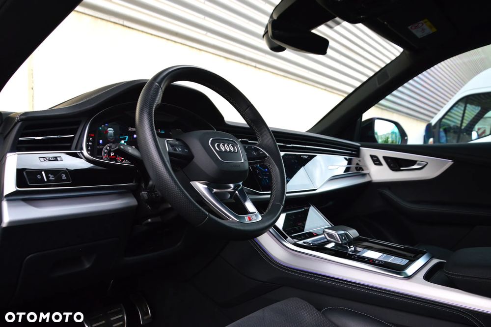 Audi Q8 55 TFSI mHEV Quattro Tiptronic - 14
