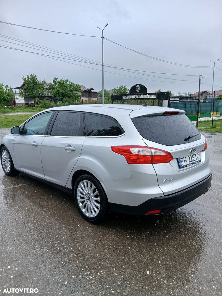 Ford Focus 2.0 TDCi DPF Aut. SYNC Edition - 4