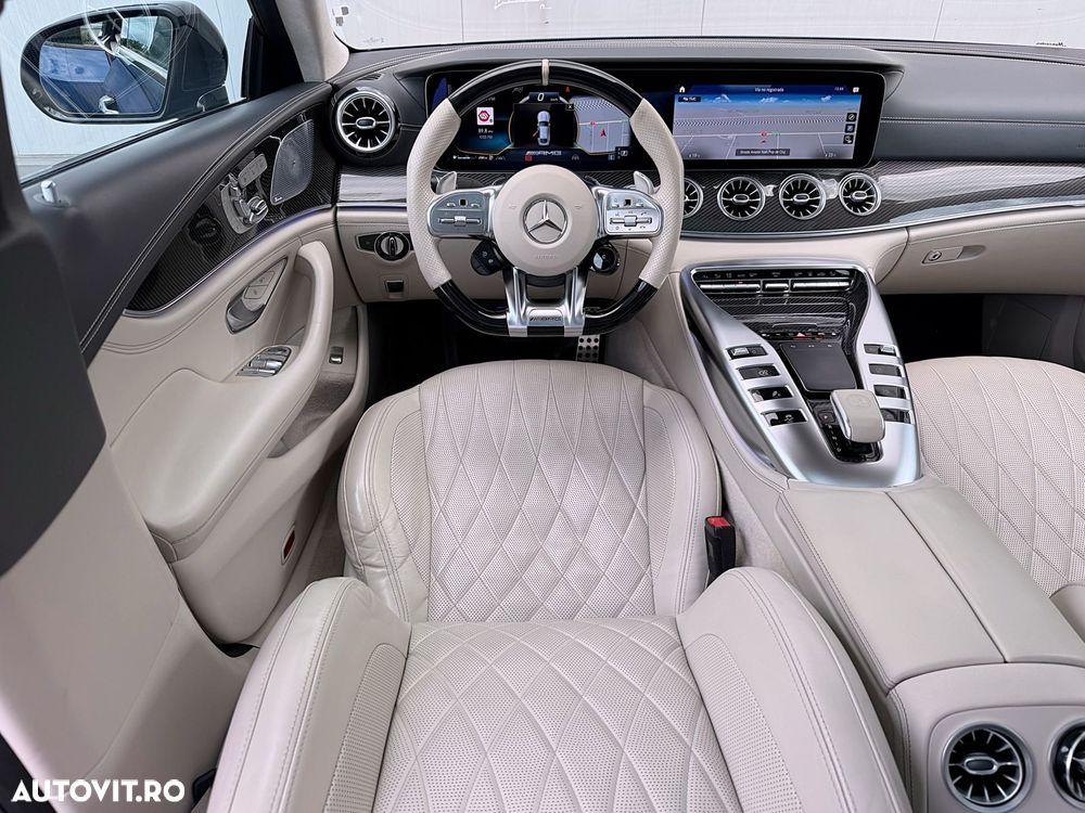 Mercedes-Benz AMG GT-S - 17