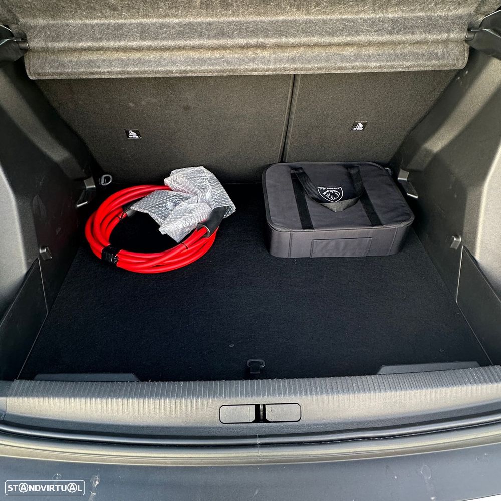 Peugeot e-2008 50 kWh Active Pack - 9