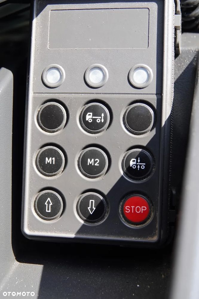 Iveco STRALIS 310 / SKRZYNIOWY- 8 M / 4x2 / EURO 6 - 24