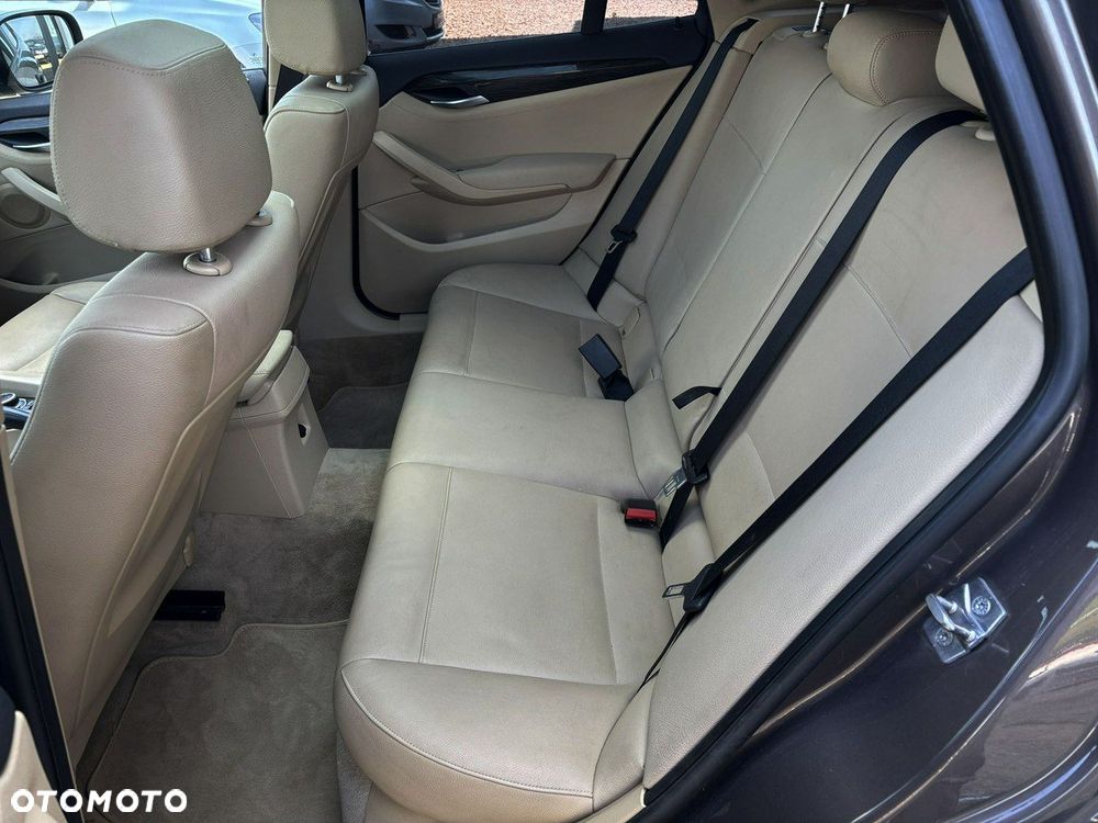 BMW X1 xDrive20d - 21